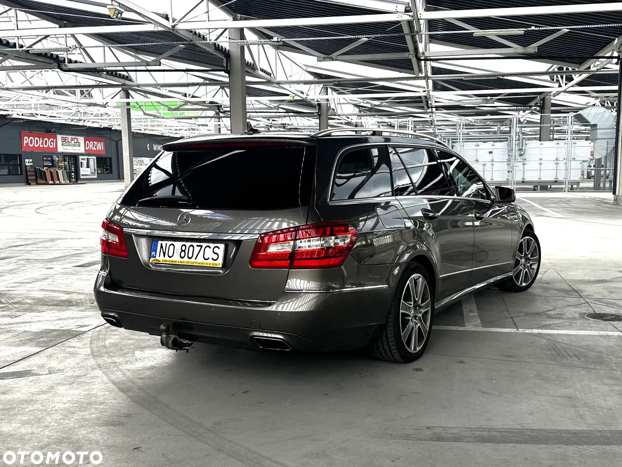 Mercedes-Benz Klasa E 200 T CGI BlueEFFICIENCY 7G-TRONIC Avantgarde - 9