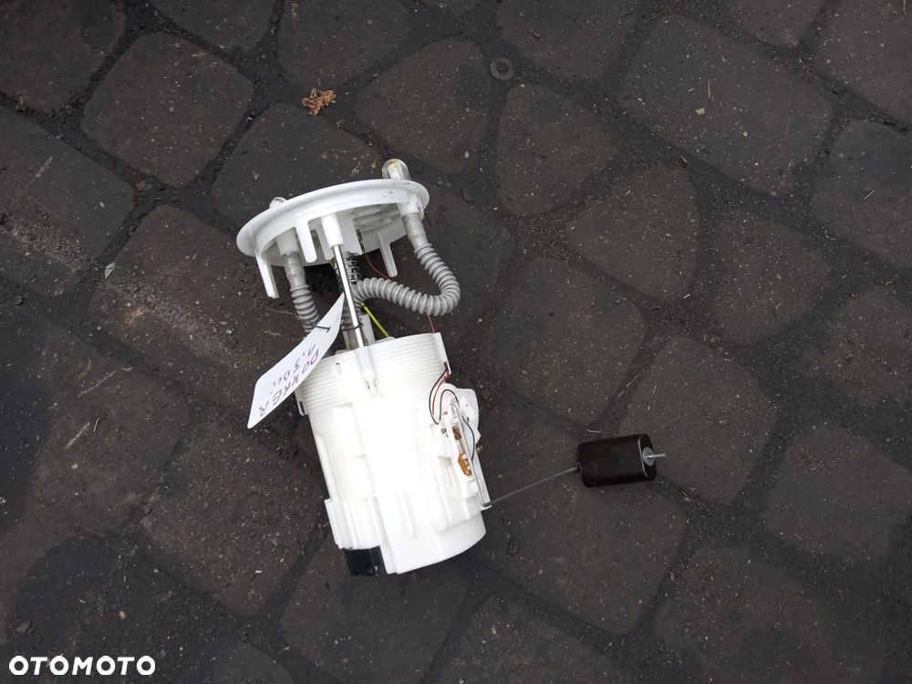 POMPA PALIWA DACIA DOKKER 1.5 DCI