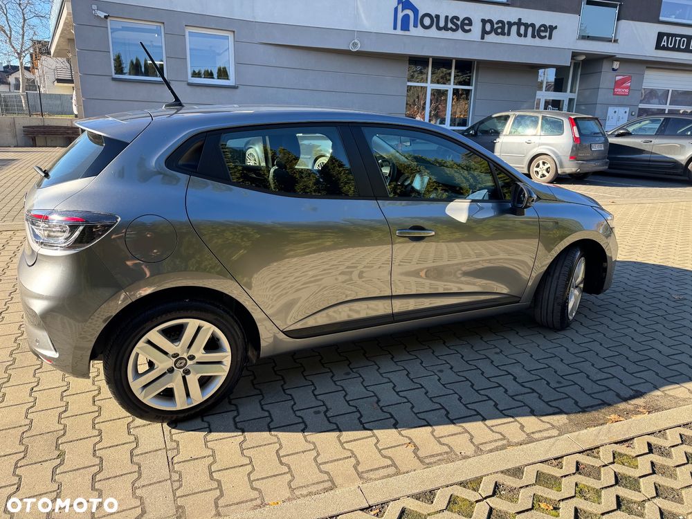 Renault Clio TCe 100 INTENS - 11