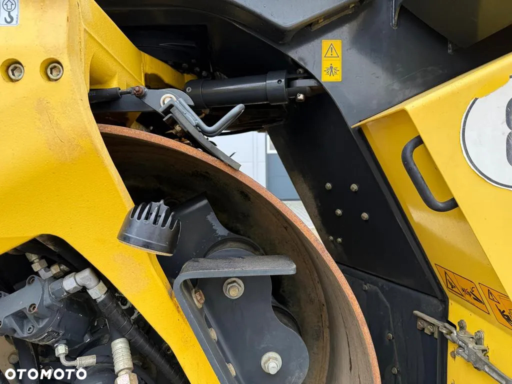 Bomag BW 154 AP-4 AM - 11