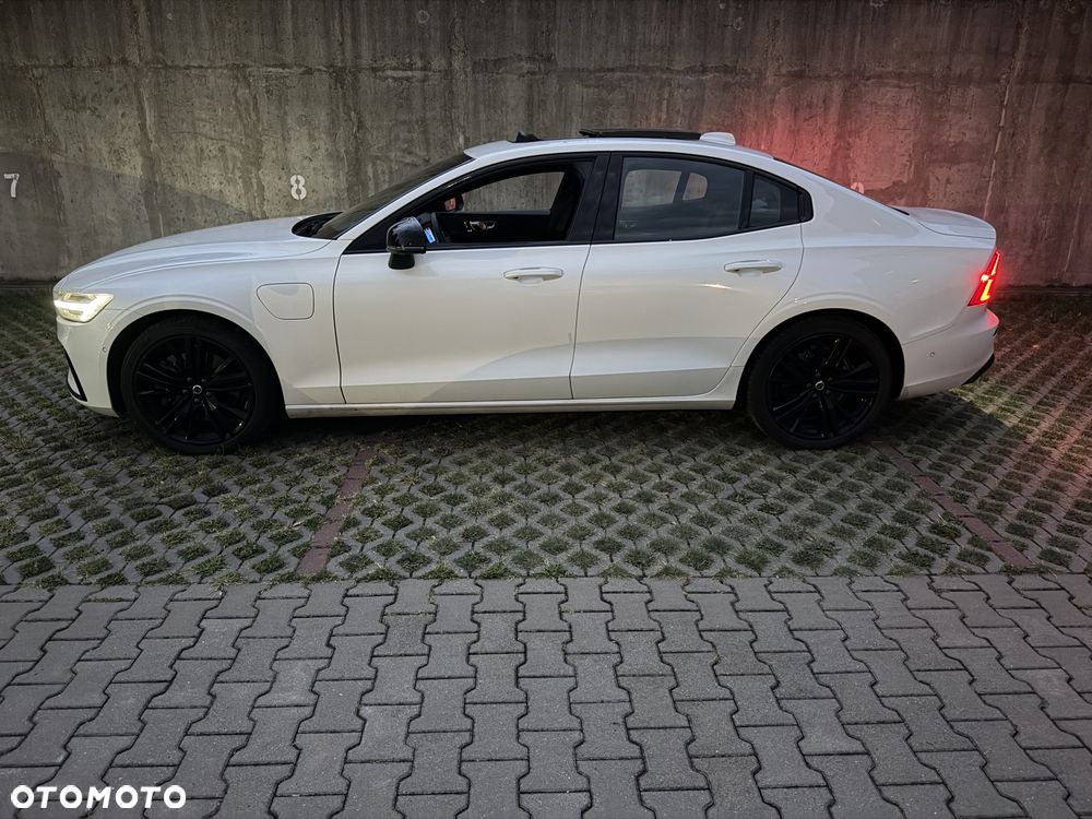 Volvo S60 T8 Recharge AWD Plus Dark - 15