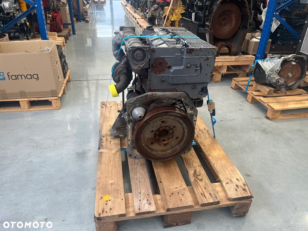 SILNIK DEUTZ BF4L 1011F BF 4L 1011 F turbo 55,5KW 11381netto - 6