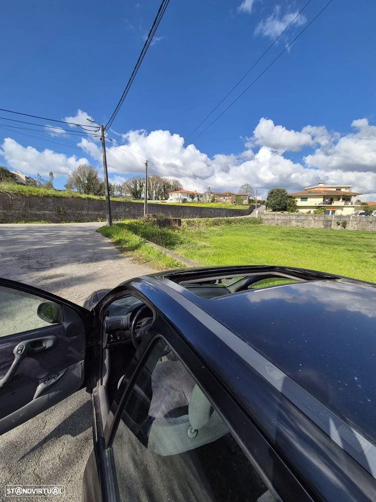 Opel Corsa 1.2 CDX - 2