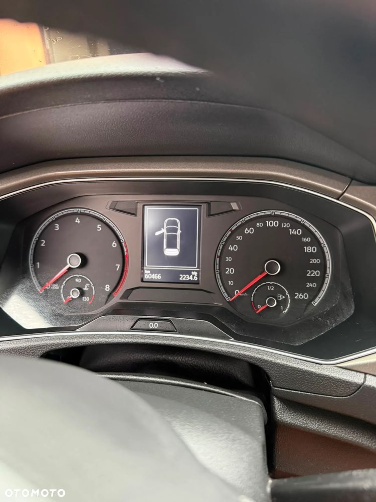 Volkswagen T-Roc 1.0 TSI United - 9