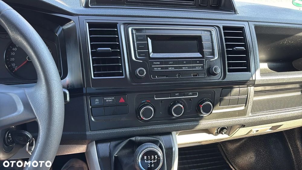 Volkswagen Transporter T6 - 14