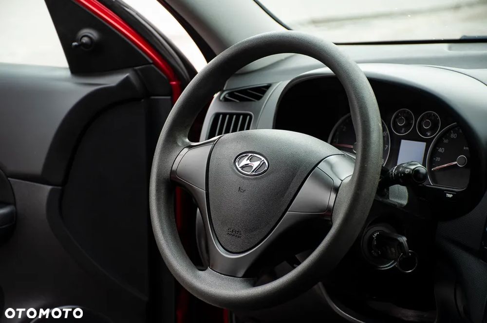 Hyundai i30 1.4 Edition 20 - 22