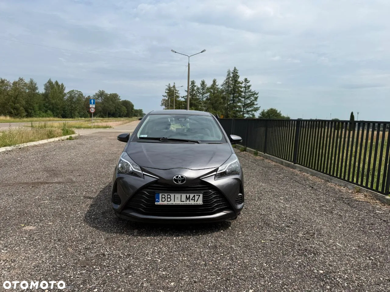 Toyota Yaris - 4
