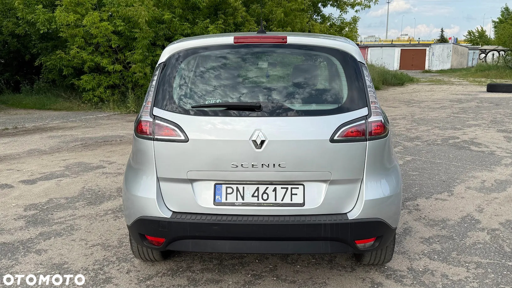 Renault Scenic 1.6 16V 110 Dynamique - 34