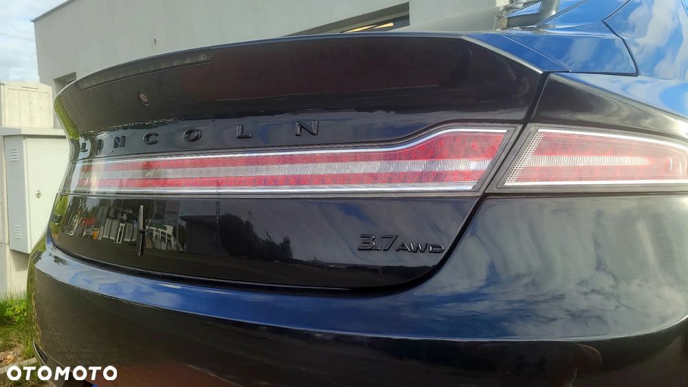 Lincoln MKZ - 29