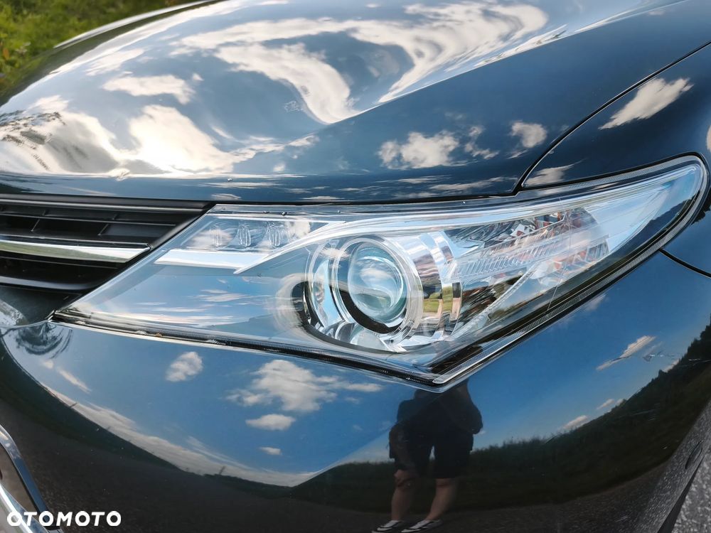 Toyota Auris 1.6 Premium Comfort - 16