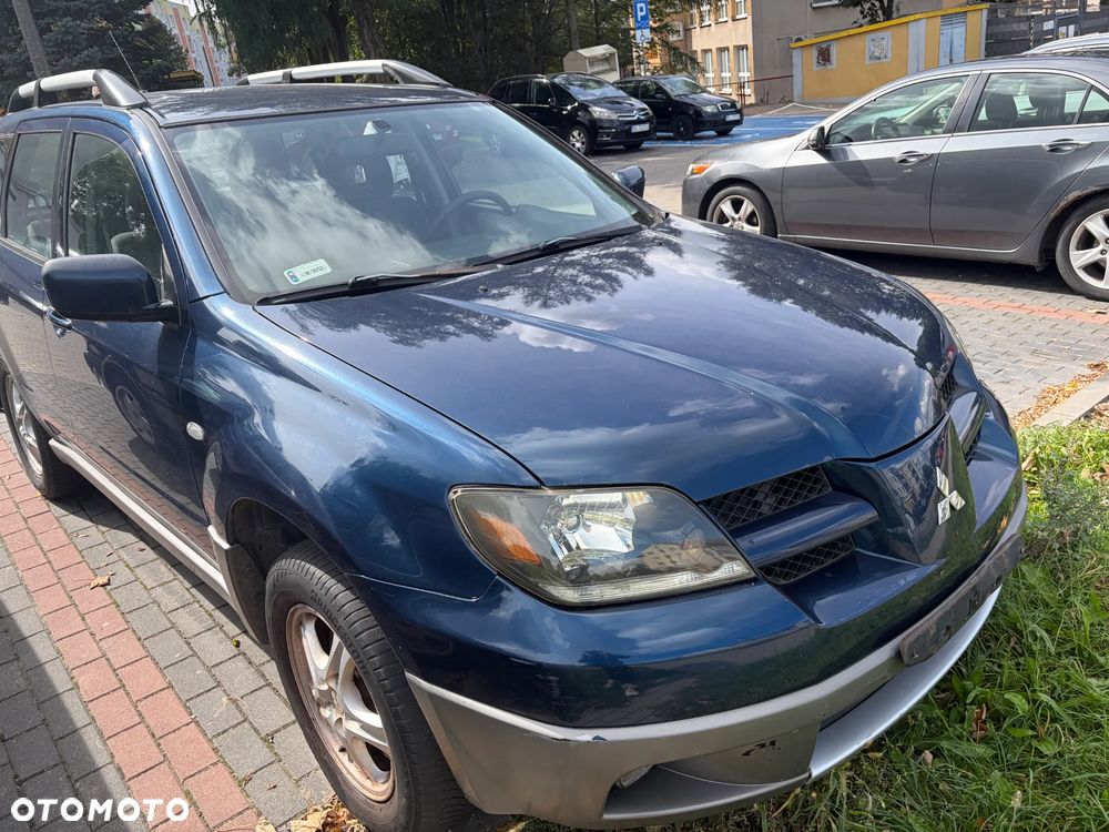 Mitsubishi Outlander 2.0 Comfort 4WD - 4