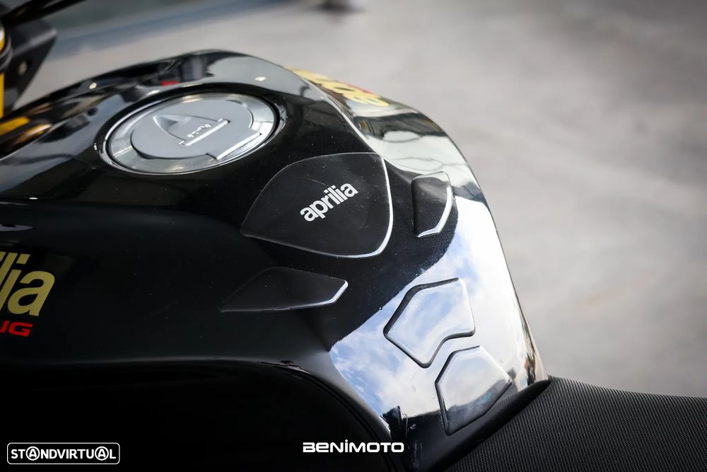 Aprilia Tuono V4 1100 - 14