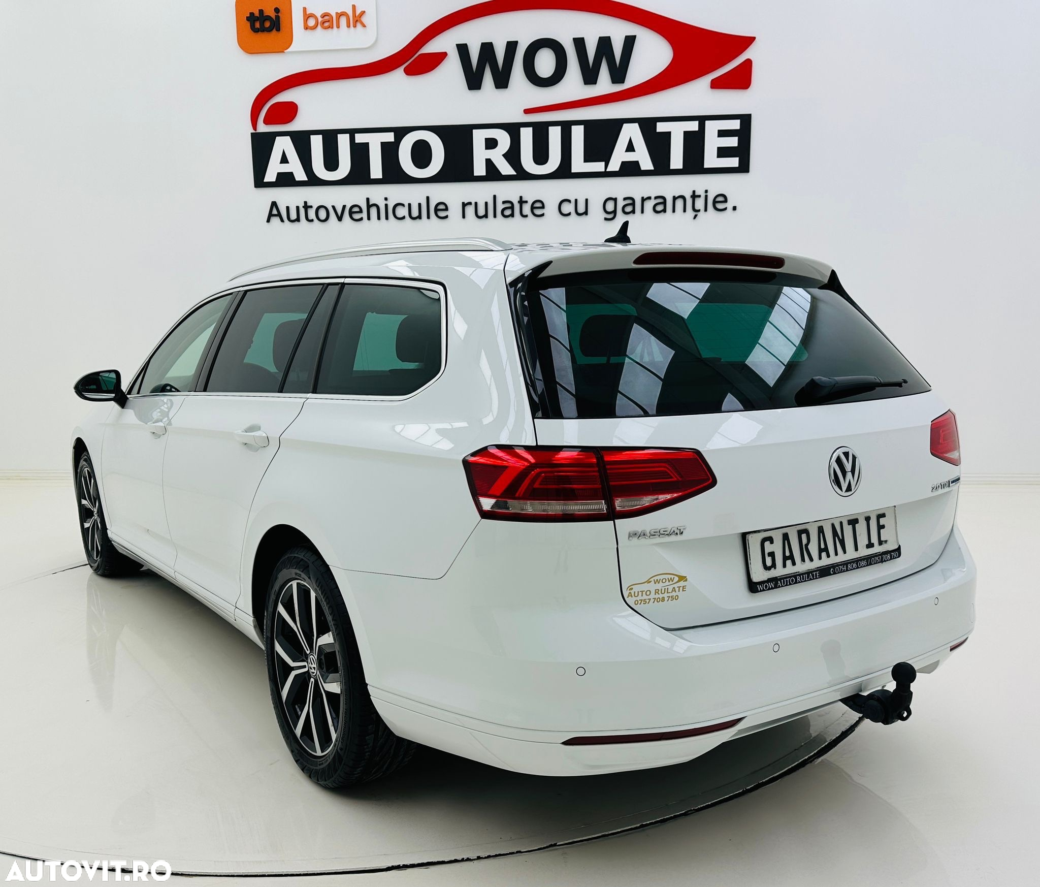 Volkswagen Passat - 4