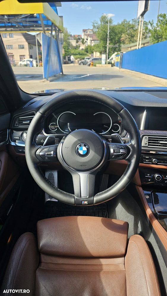 BMW Seria 5 535i xDrive - 10