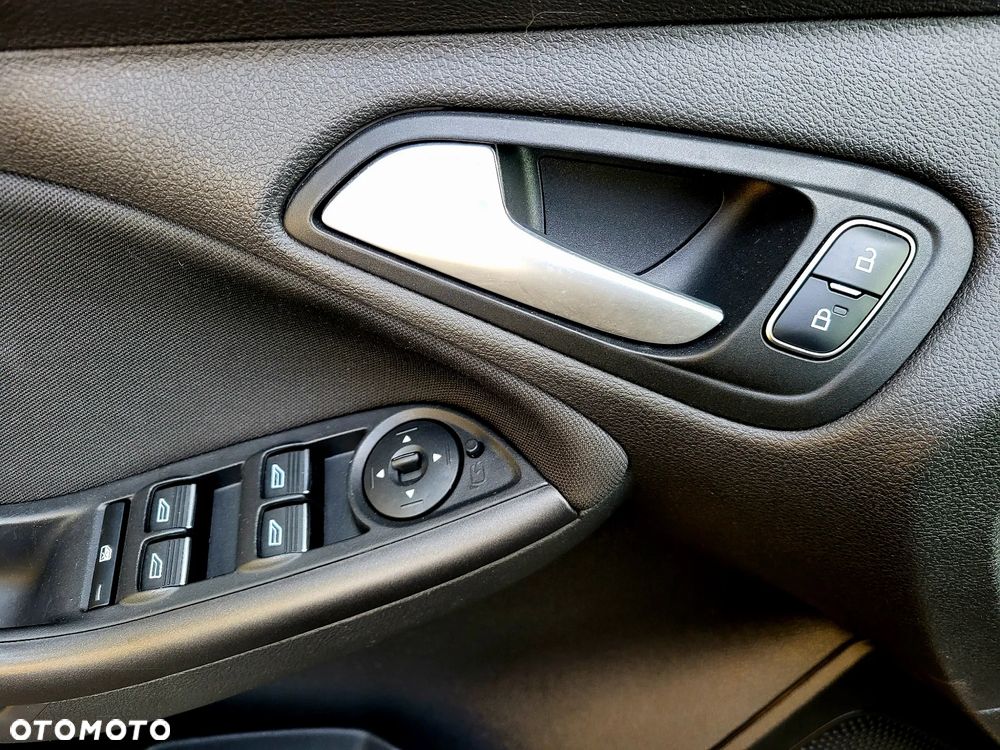 Ford Focus 1.5 EcoBoost ST-Line Black ASS - 15