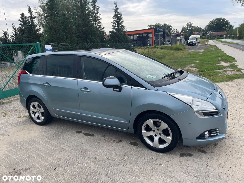 Peugeot 5008 2.0 HDi Premium + - 10