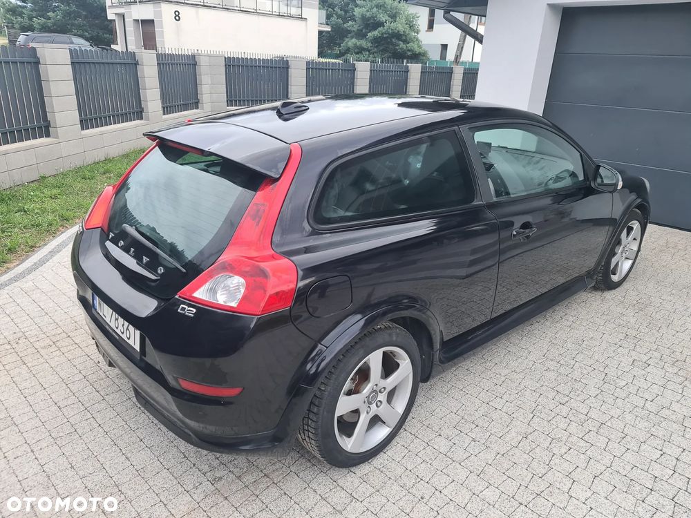Volvo C30 D2 R-Design - 5