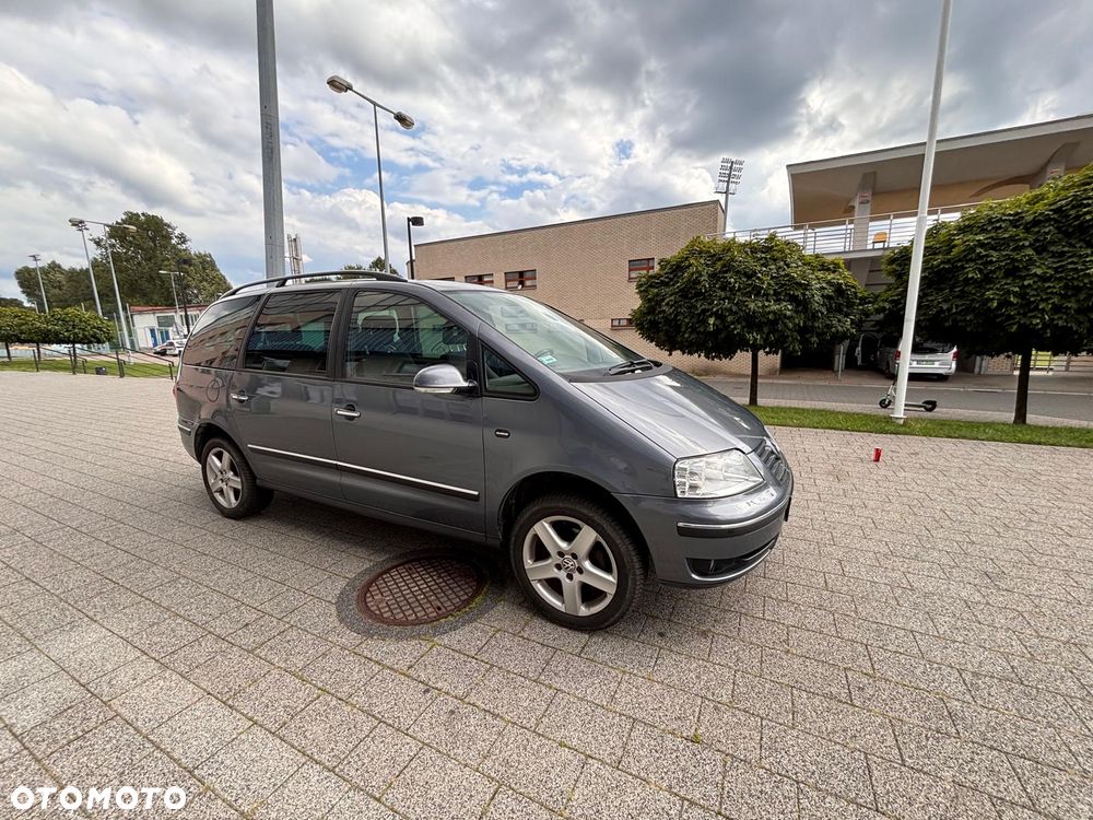 Volkswagen Sharan 1.9 TDI Trendline - 6