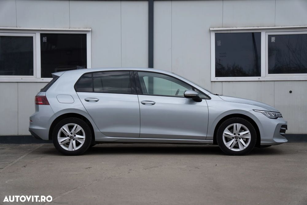 Volkswagen Golf 1.5 eTSI DSG MHEV Life - 7