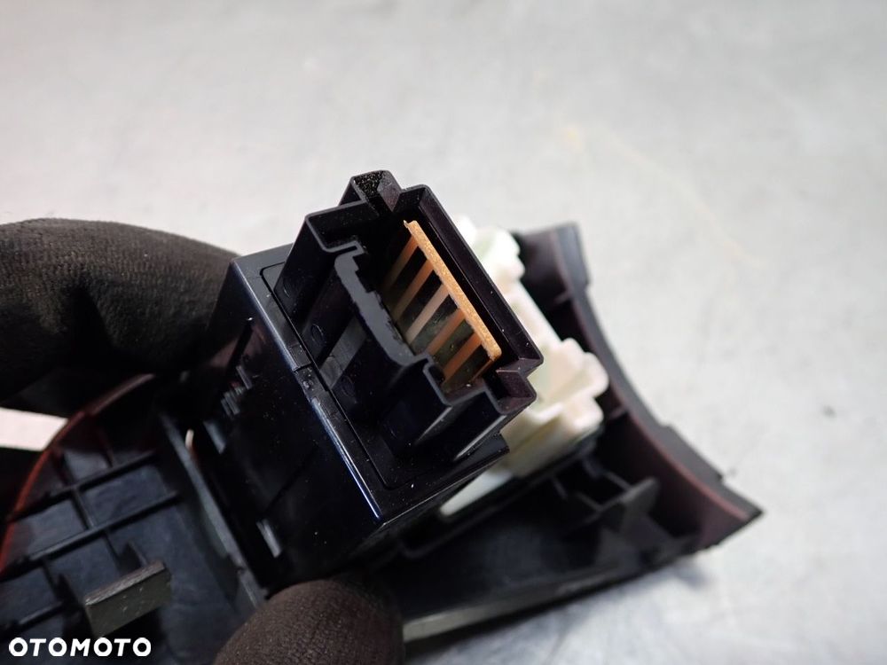 PANEL STEROWANIA LUSTEREK MITSUBISHI LANCER VII 2.0 - 4