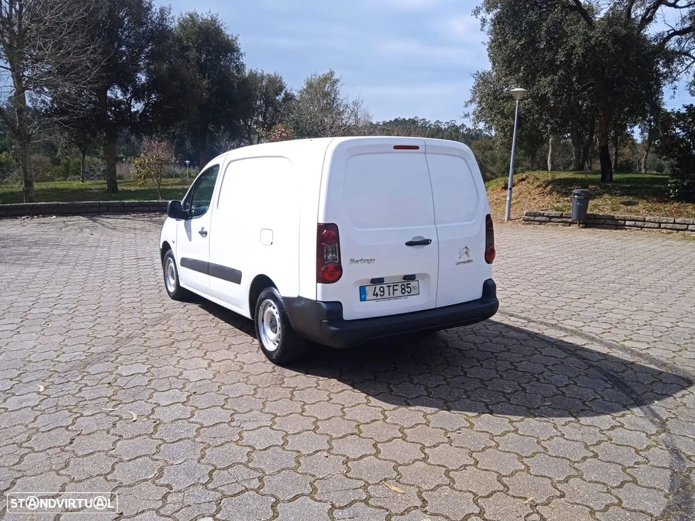 Citroën Berlingo XL (Longa) 1.6 Hdi 100cv 3 lugares 5 portas - 7