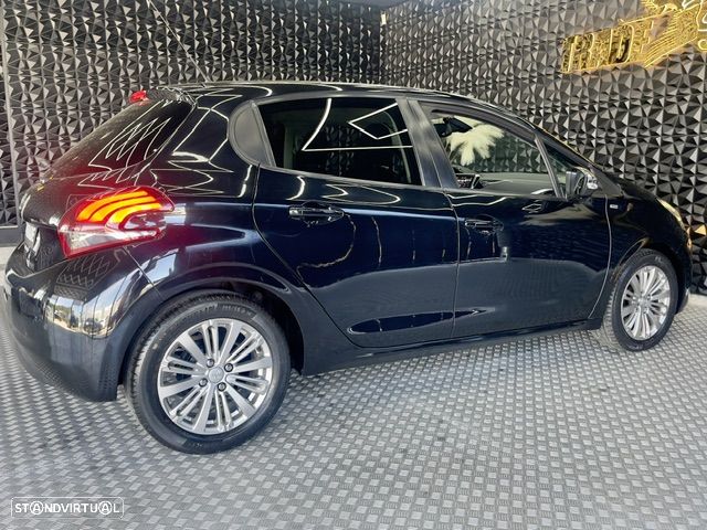 Peugeot 208 1.6 BlueHDi Style - 9