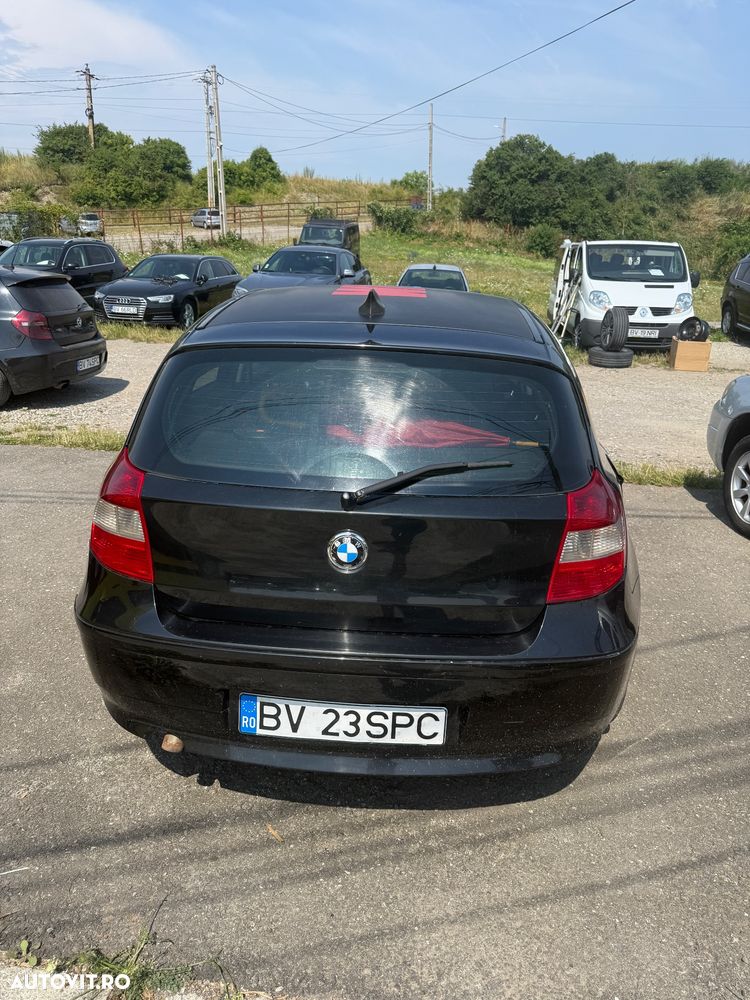 BMW Seria 1 120d - 4