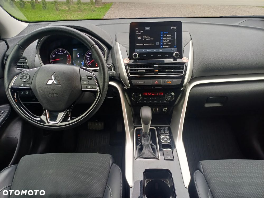 Mitsubishi Eclipse Cross - 10