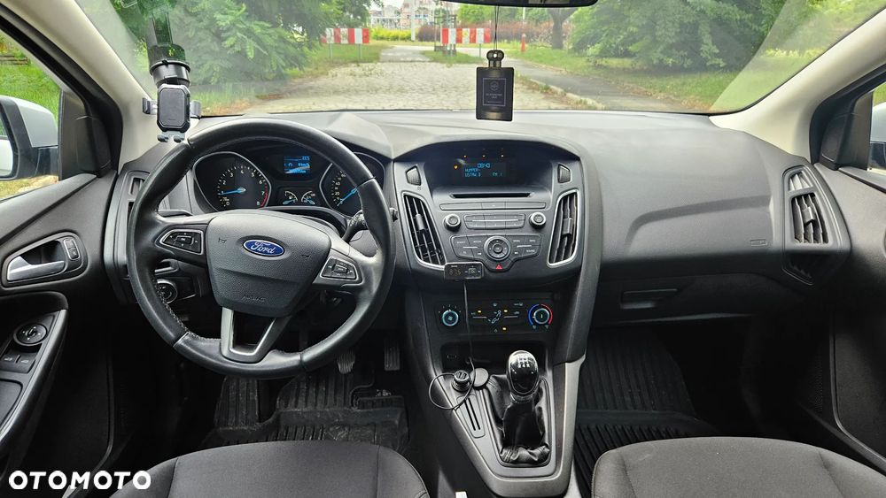 Ford Focus 1.6 Gold X - 16
