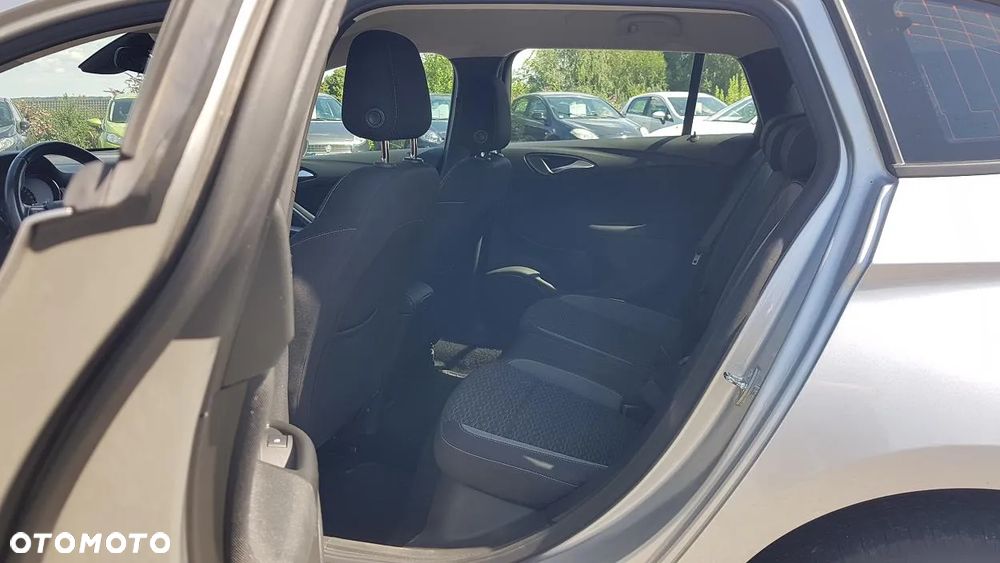 Opel Astra V 1.5 CDTI Edition S&S - 23