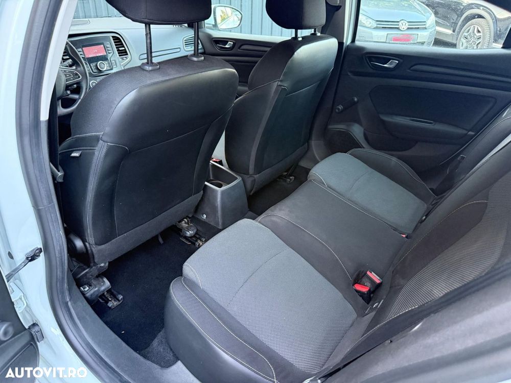 Renault Megane - 10