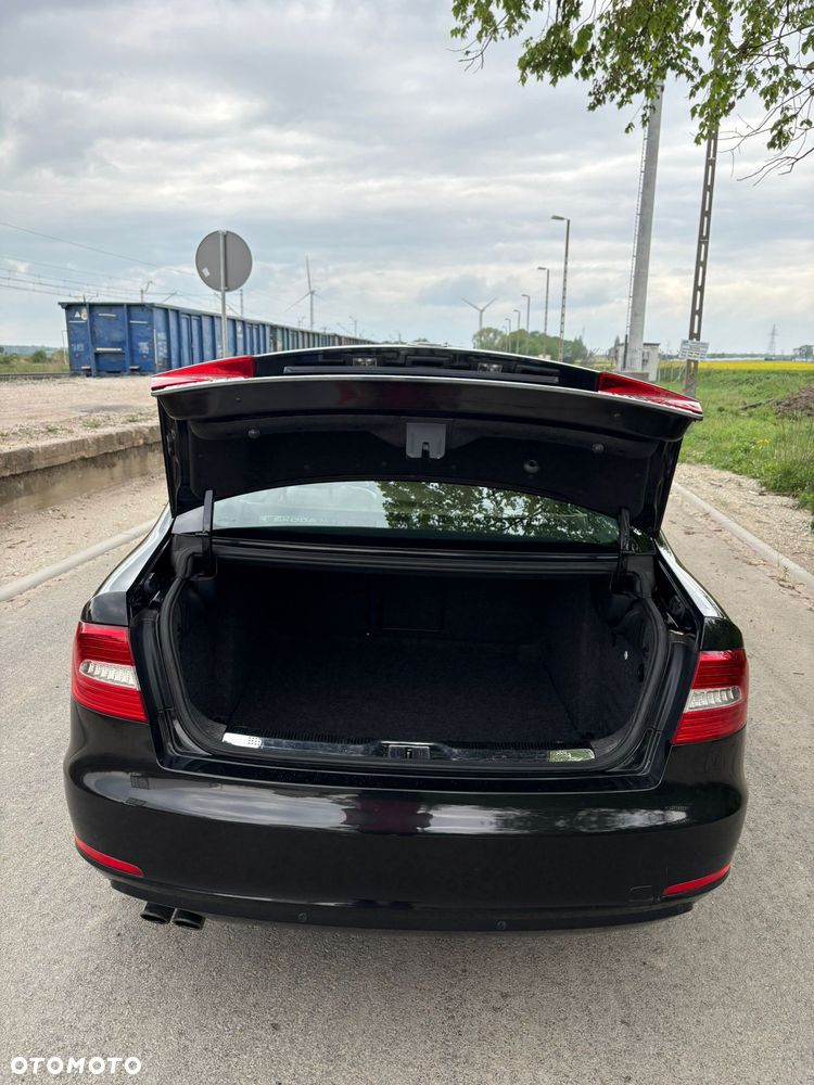Skoda Superb 2.0 TDI Platinum - 8