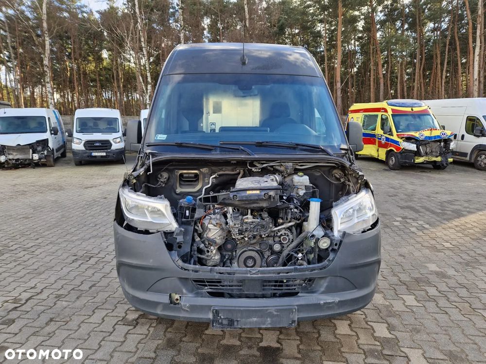 Mercedes-Benz 315 Sprinter - 4