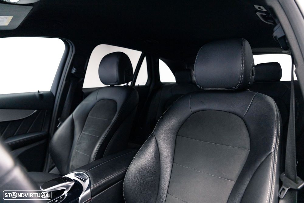 Mercedes-Benz GLC 220 d 4Matic 9G-TRONIC AMG Line - 19