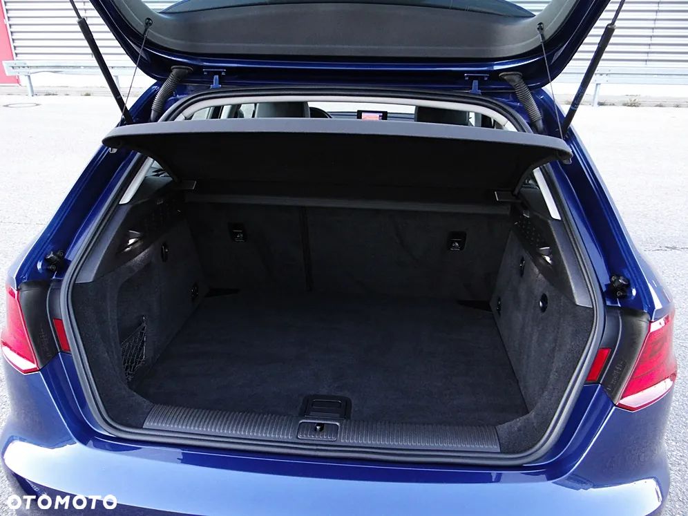 Audi A3 Sportback 2.0 TDI quattro Attraction - 40