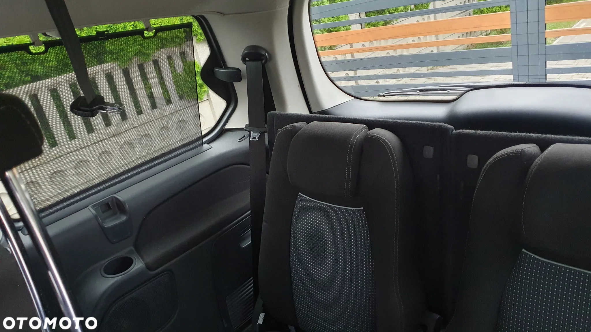 Ford Galaxy 2.0 TDCi Titanium - 16