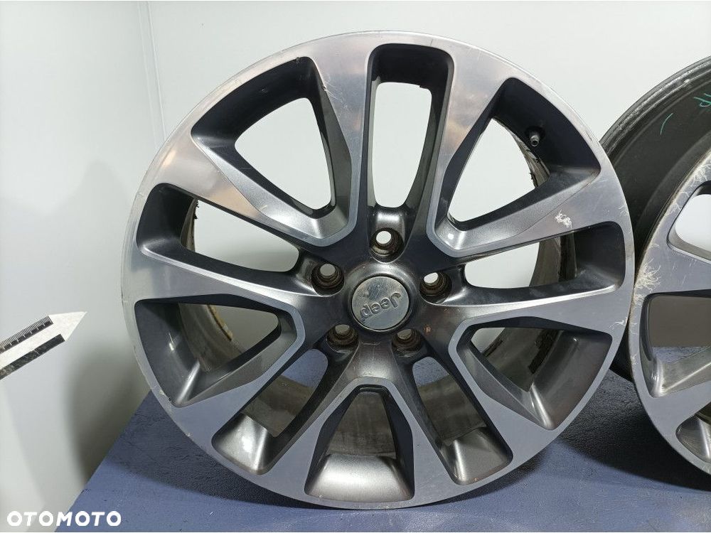 GRAND CHEROKEE WK2 LIFT FELGI ALUMINIOWE 5X127 8JX20 ET 56.4 5XL06TRMAA - 2