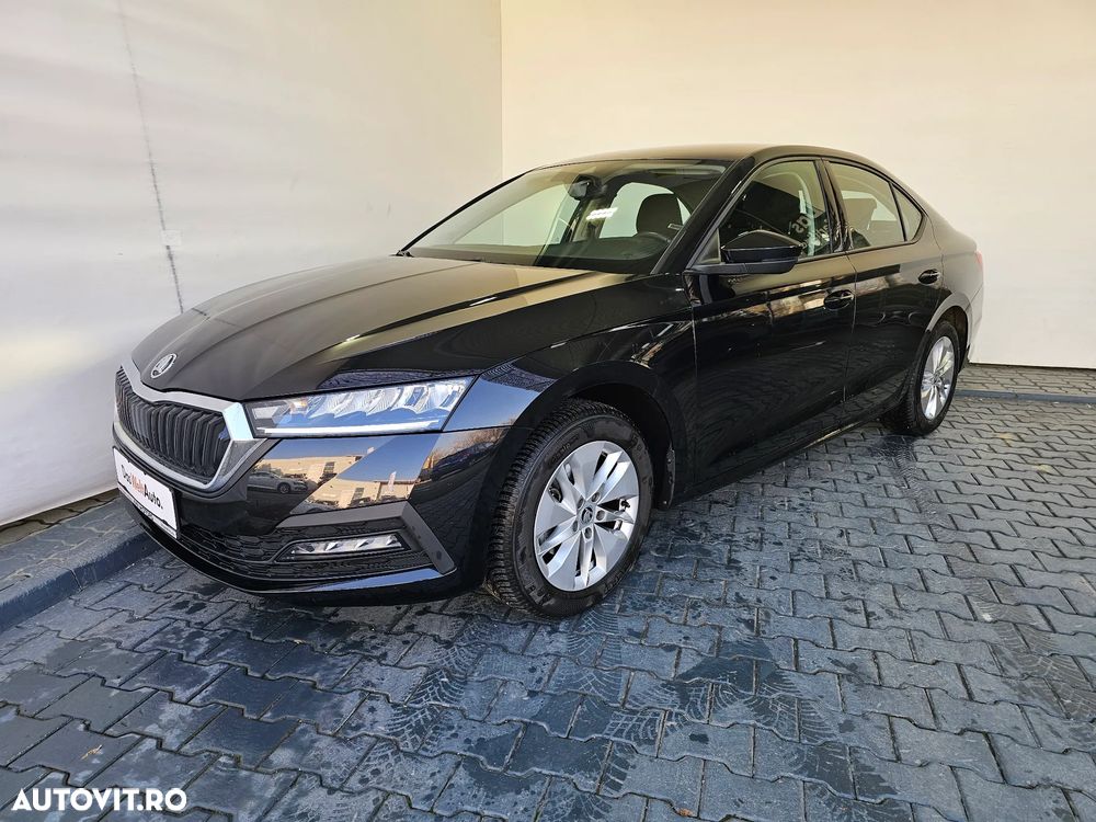 Skoda Octavia 2.0 TDI DSG Ambition - 1