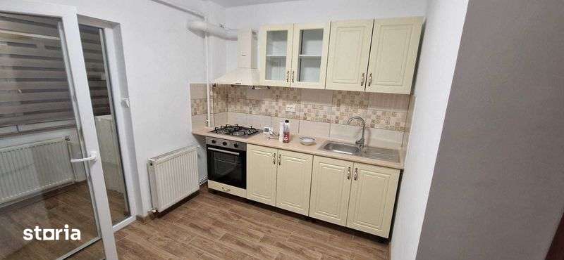 Inchiriez apartament 3 camere central — fotografia 2