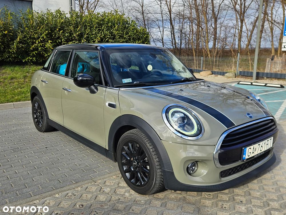 MINI Cooper Standard - 1