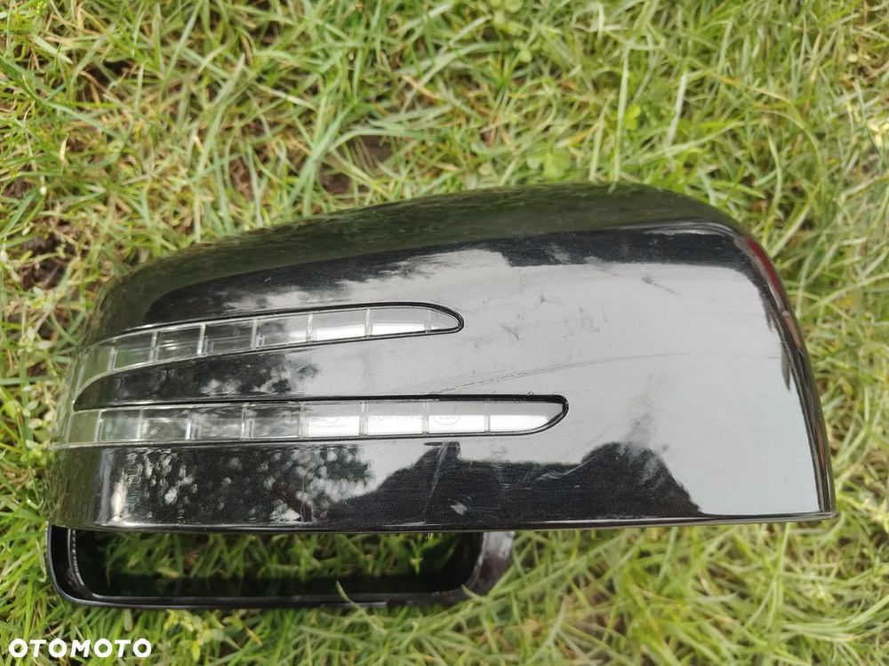 OBUDOWA Lusterka Kierunkowskaz MERCEDES ML W164 LIFT w166 197 - 2