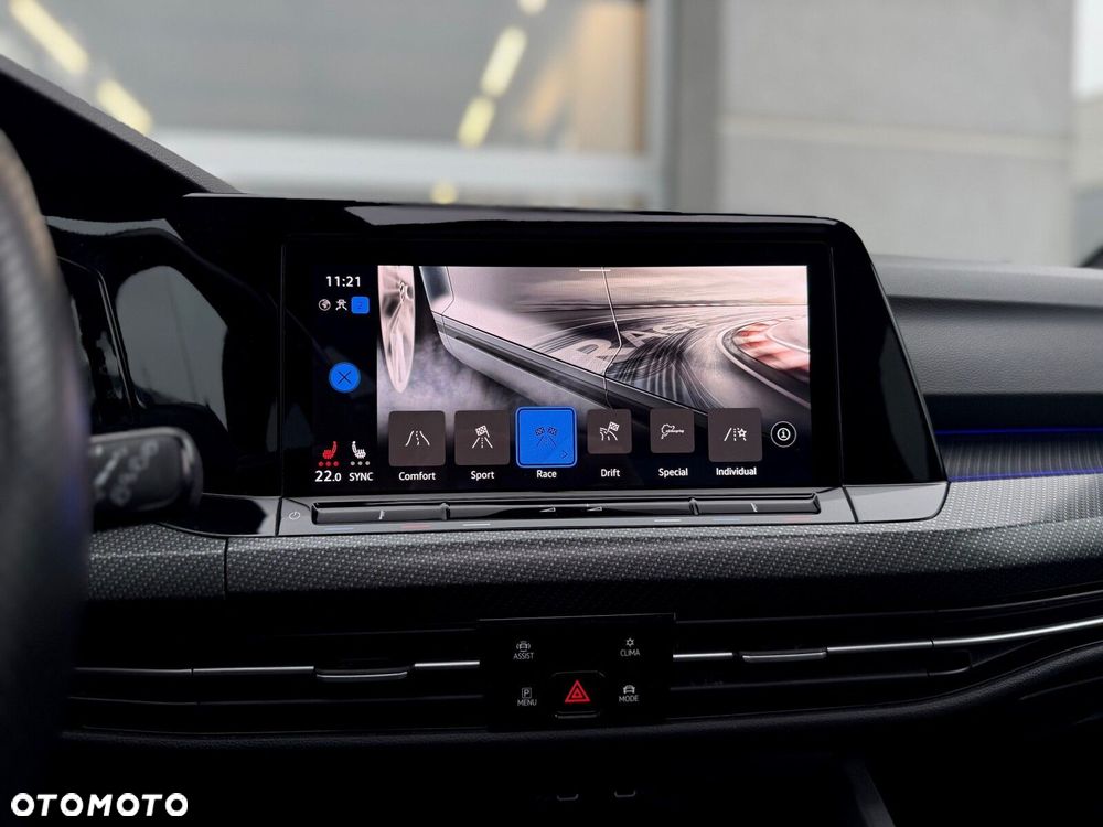 Volkswagen Golf - 20