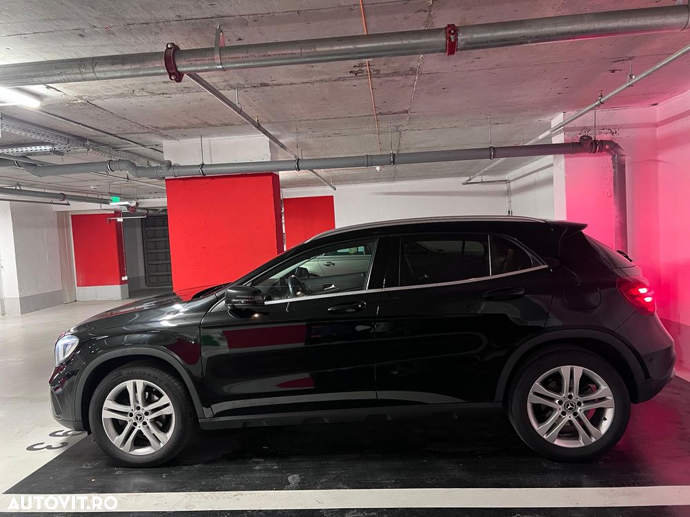 Mercedes-Benz GLA 220 d 7G-DCT AMG Line - 3