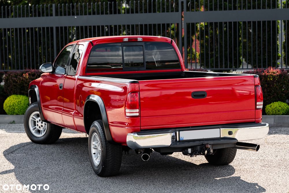Dodge Dakota - 8