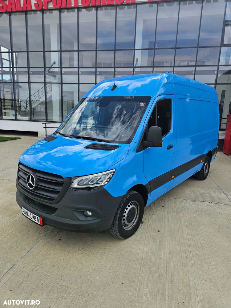 Mercedes-Benz Sprinter - 15