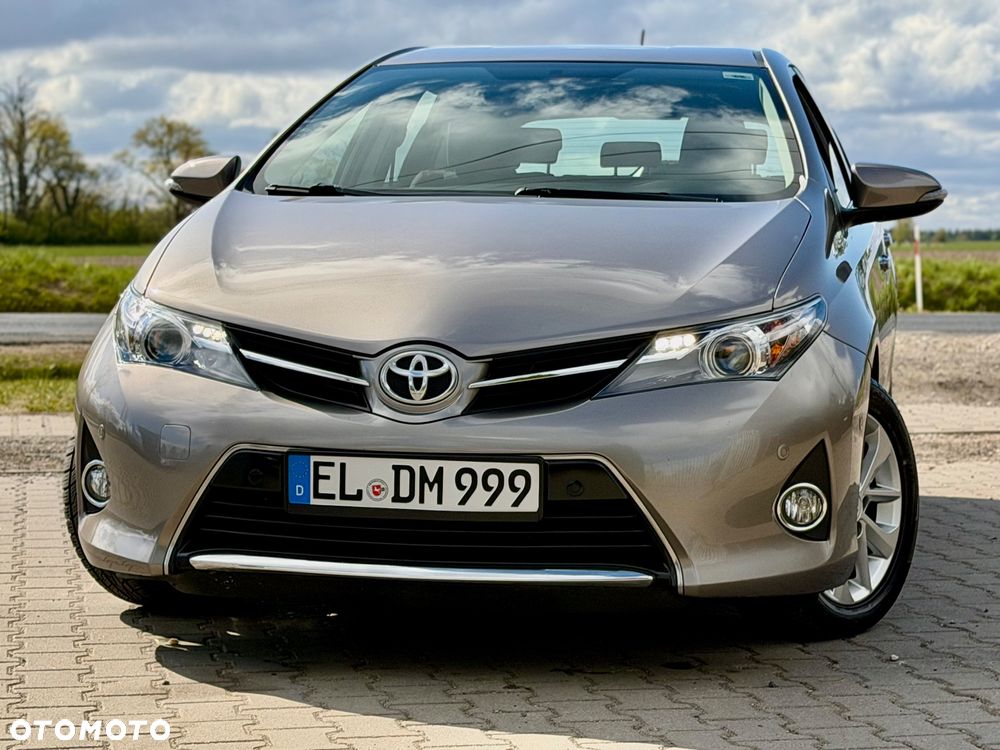 Toyota Auris 1.4 D-4D Life Plus - 27