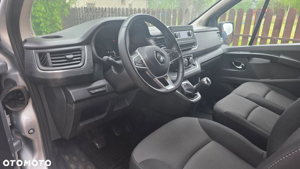 Renault Trafic 2.0 dCi - 5