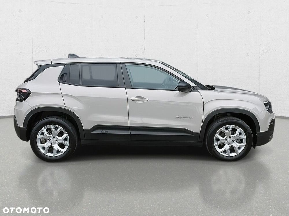 Jeep Avenger 1.2 GSE T3 Longitude FWD - 8