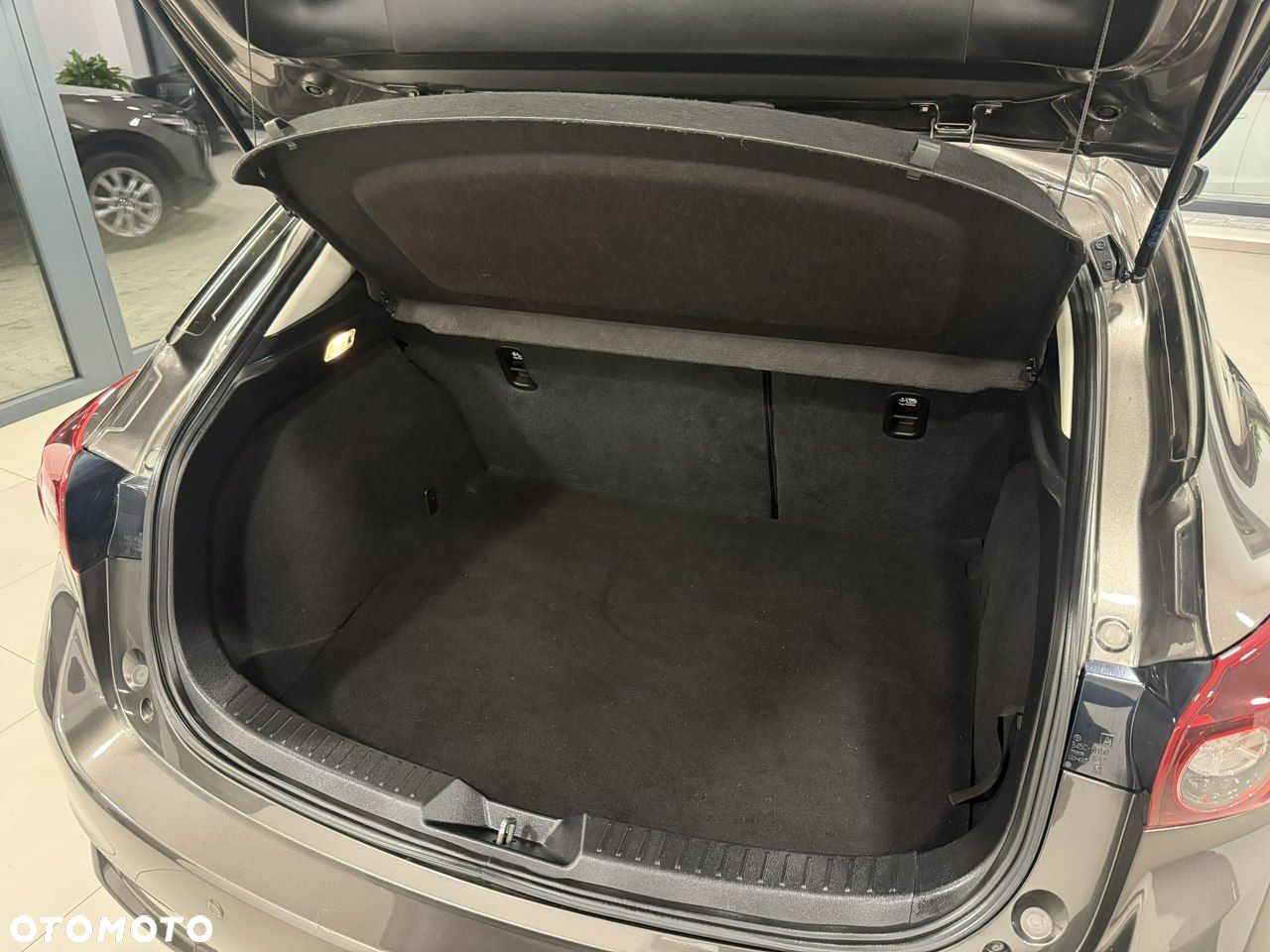 Mazda 3 2.0 Skyenergy - 8