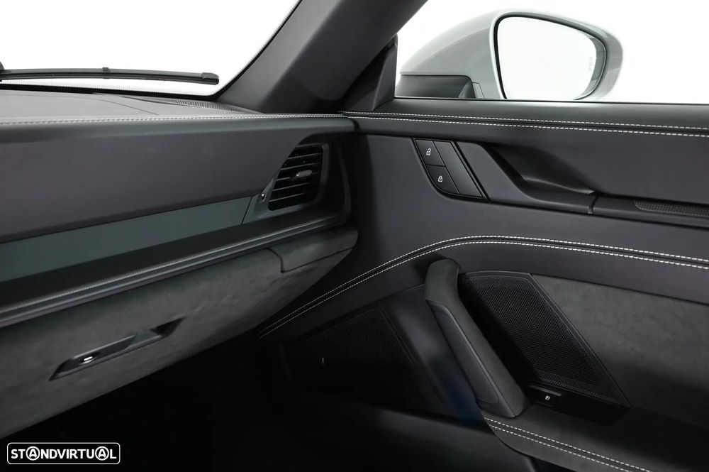 Porsche 911 (992) Targa 4 GTS PDK - 28